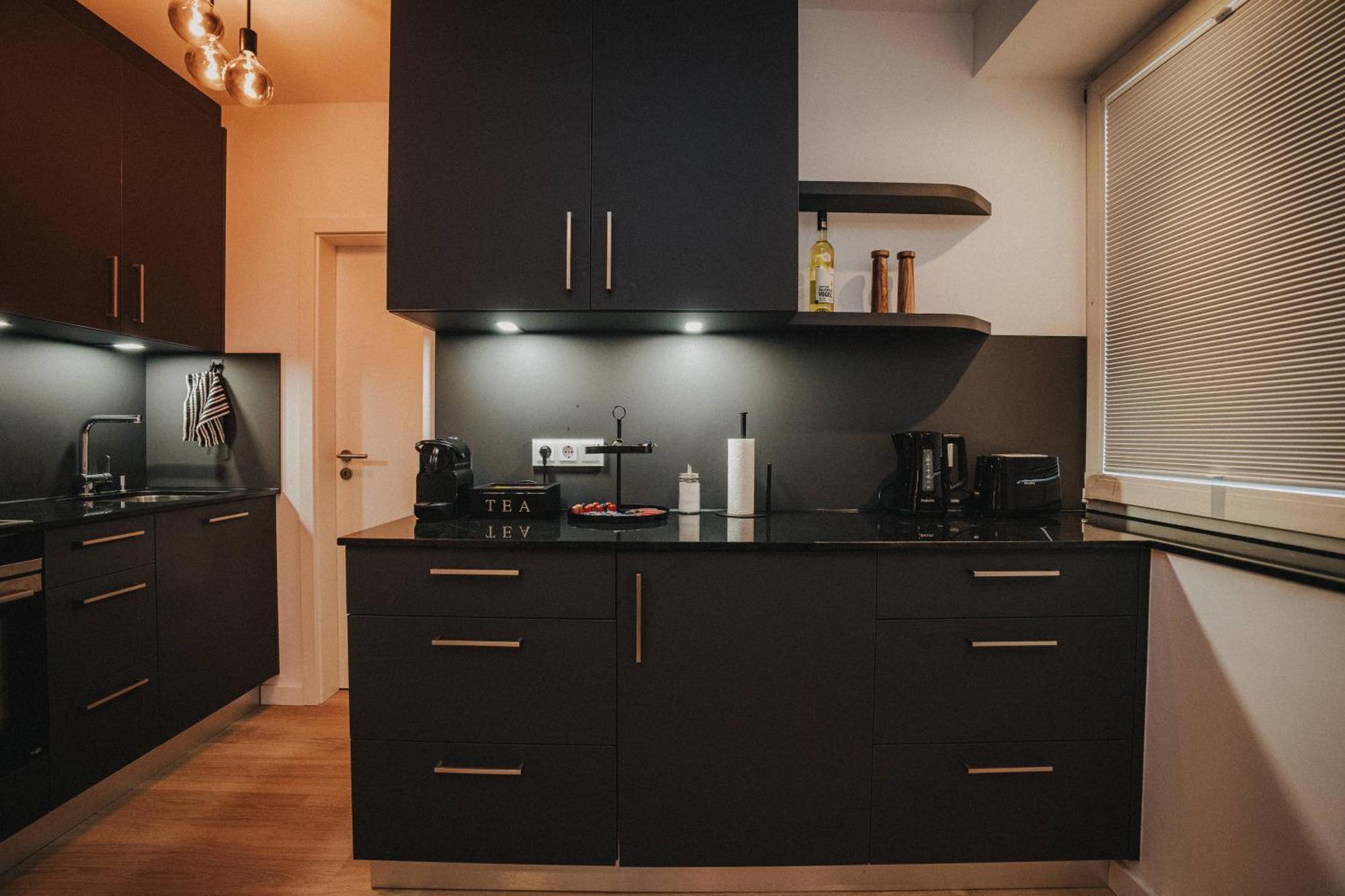 Downtown Apartment Mit Luxusbad Am Hafen Nur 5 Minuten Zu Fuss In Die Innenstadt Und Zum Bahnhof! Oldenburg Exterior foto